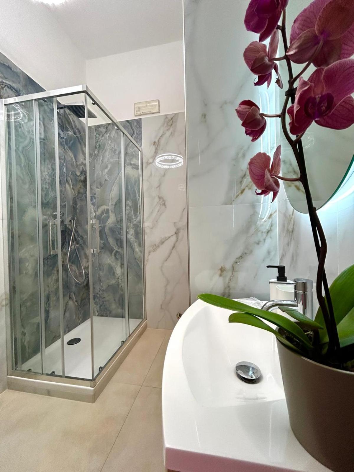Sea Pearl Luxury Rooms La Spezia Exterior foto