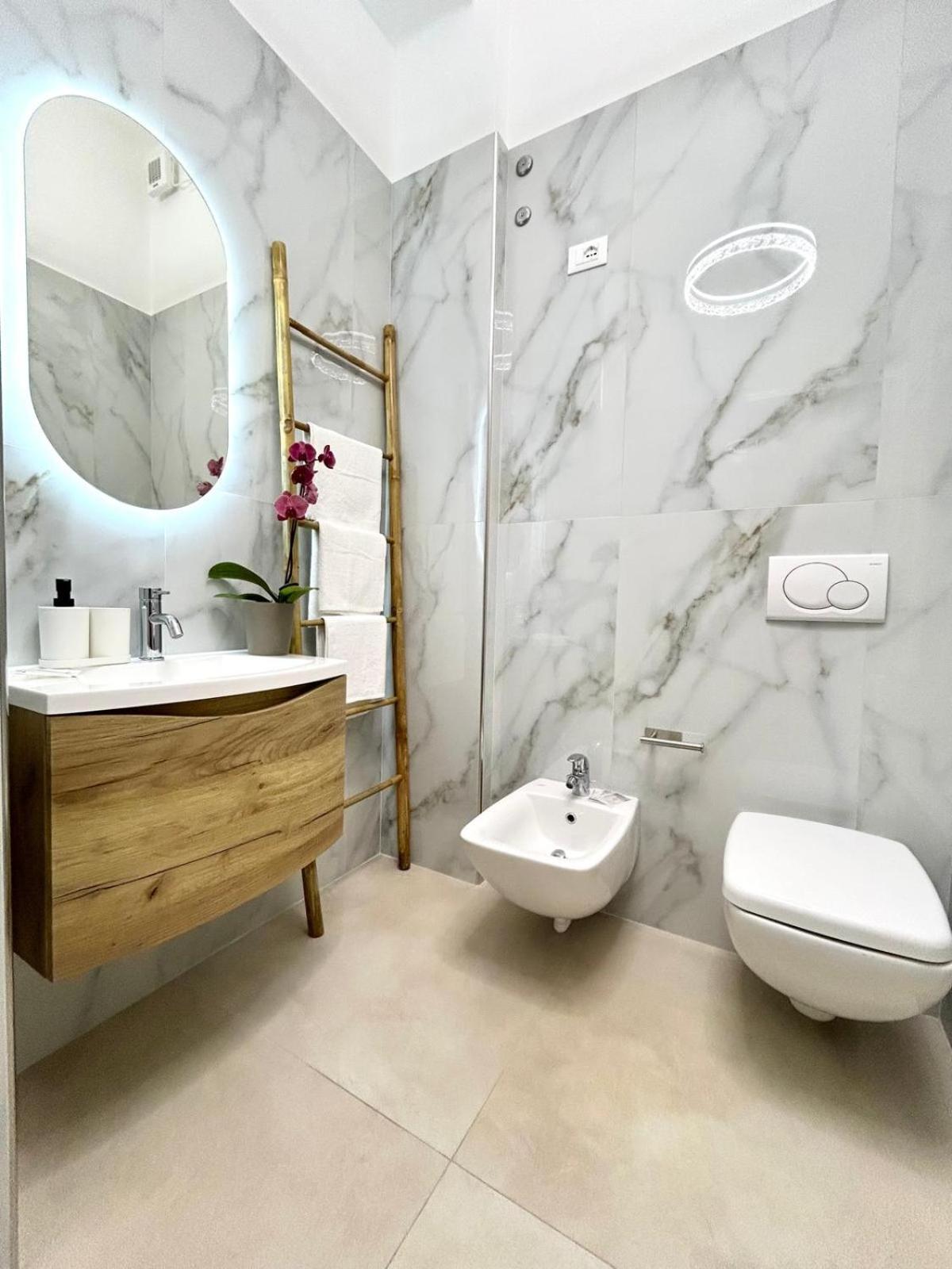 Sea Pearl Luxury Rooms La Spezia Exterior foto